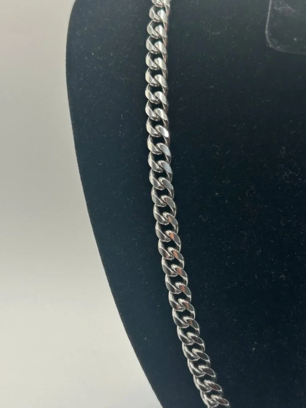 Cuban Chain Real Silver 7mm 26 Inch Plated Stainless Steel Durable Mens Solid